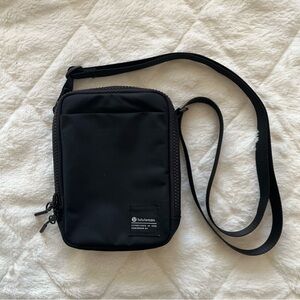 Lululemon Easy Access Crossbody Bag 1.5L